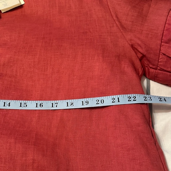 Chic Red Button-Up Blouse - Picture 8 of 11